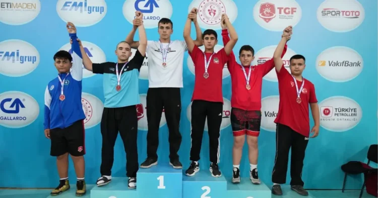 Güreşte Bursa Yıldırım rüzgarı Haber gorseli